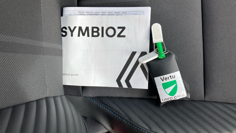 Renault Symbioz 1.6 E-Tech FHEV 145 Iconic Esprit Alpine 5dr Auto Hybrid Estate